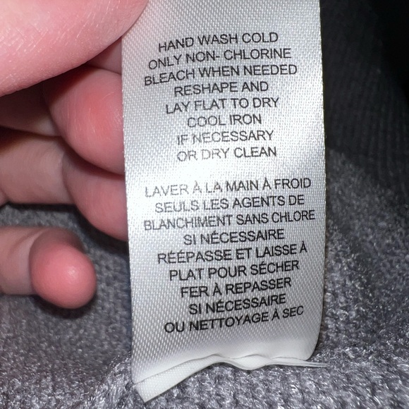 T Tahari V-Neck Sweater - Picture 11 of 11